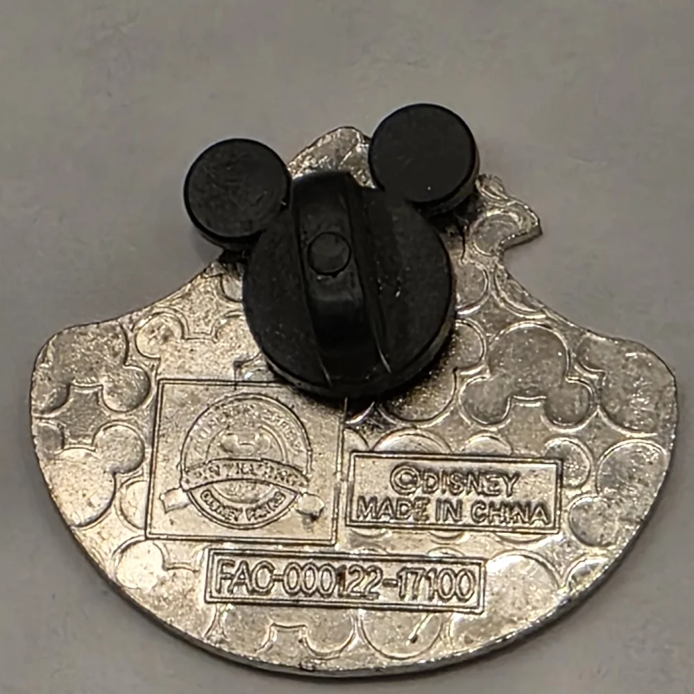 Disney Parks Trading Pins Alice In Wonderland Cheshire Cat Enameled Pin